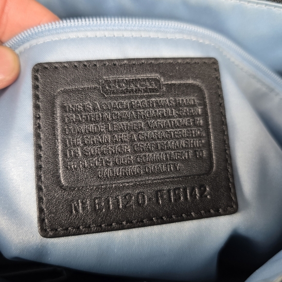 Coach Vintage Black Patent Leather Signature Embossed Tote Shoulder Bag - Picture 11 of 11